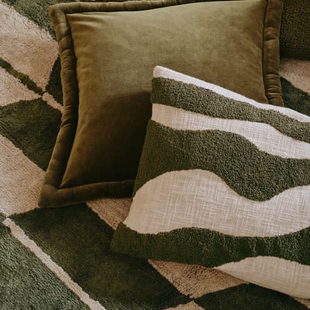 Housse de coussin Marlie vert / 60 x 40 cm - Broderies relief - BROSTE COPENHAGEN