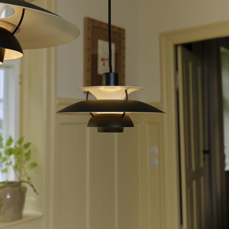 Suspension PH 5 Mini métal noir / Black edition 2025 - Ø 30 cm - Louis Poulsen