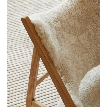 Sessel Knitting textil holz weiß / Schaffell - Audo Copenhagen