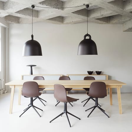 Chaise pivotante Form 4L plastique blanc - Normann Copenhagen