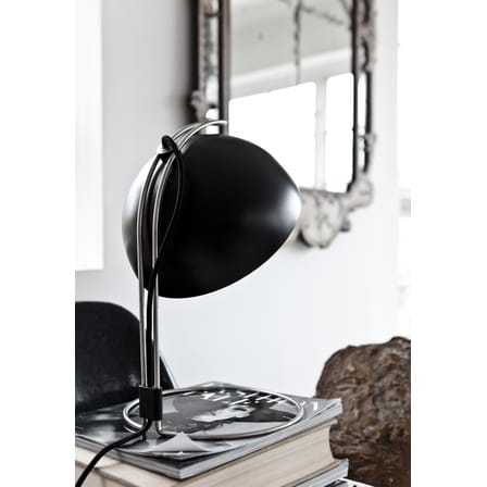 Lampe de table FlowerPot VP4 métal blanc / H 36 cm - By Verner Panton, 1968 - &tradition