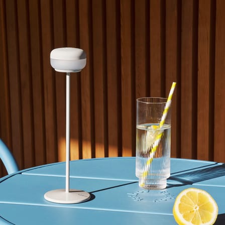 Kabellose, wiederaufladbare Außenlampe Cheerio LED metall grau / Ø 8 x H 26 cm - Fatboy