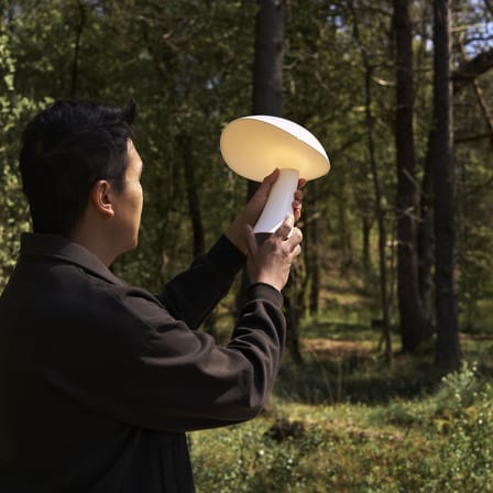 Lampe sans fil rechargeable Rumeeblanc - Louis Poulsen