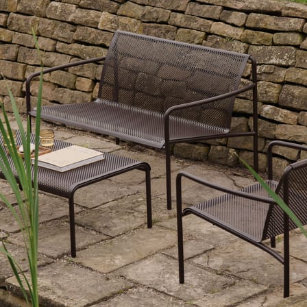Banc avec dossier Dapple Lounge métal marron / L 131 cm - 2 places - Ferm Living