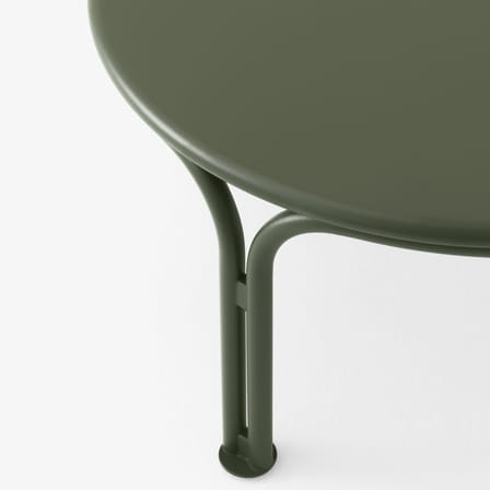 Table basse Thorvald SC108 métal vert / Ø 70 x H 37 cm - &tradition
