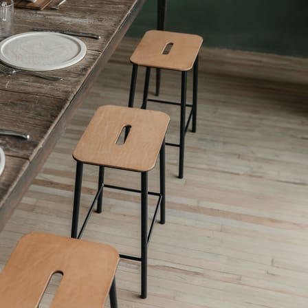 Tabouret Adam cuir beige / H 50 cm - Indoor - Frama 