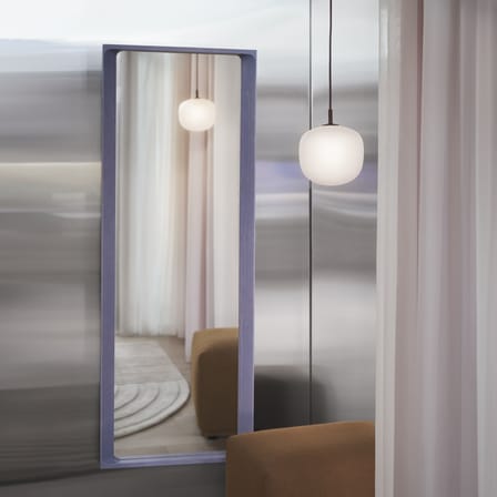 Arced Wall mirror wood purple / 170 x 61 cm - Muuto