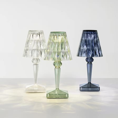 Kabellose, wiederaufladbare Außenlampe Battery LED plastikmaterial transparent / Ø 12 x H 30 cm - Recycelt - Kartell
