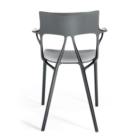 Fauteuil A.I plastique argent métal métallisé / Conçu par une intelligence artificielle - 100% recyclé - Kartell