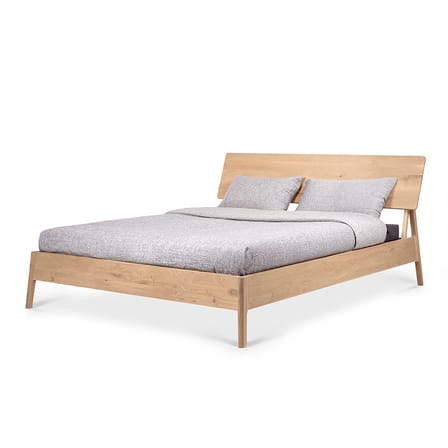 Lit double Air bois naturel / Pour matelas 180 x 200 cm - Chêne massif - Ethnicraft