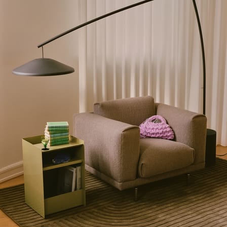 Desserte à roulettes Folded Low métal rouge / Ouvert - H 61,5 cm - Muuto