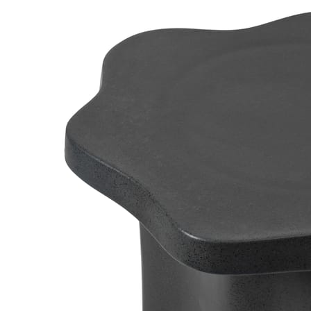 Table d'appoint Sonja céramique noir / 42,5 x 46,5 x H 36 cm - BROSTE COPENHAGEN
