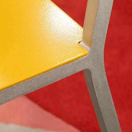 Chaise Alu Chair métal rose jaune / Aluminium - valerie objects