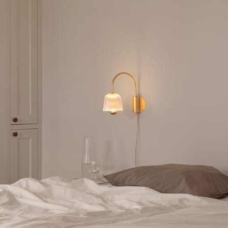 Applique avec prise Asteea / Orientable - NUURA
