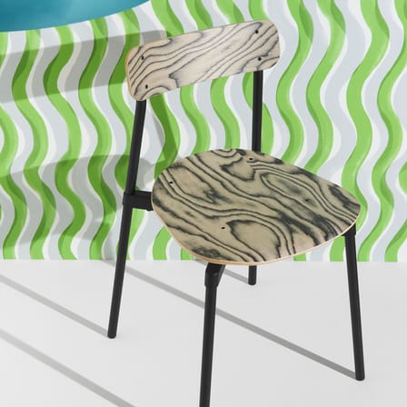 Chaise empilable Fromme bois naturel / Placage Alpi by Ettore Sottsass, 1980 - Petite Friture