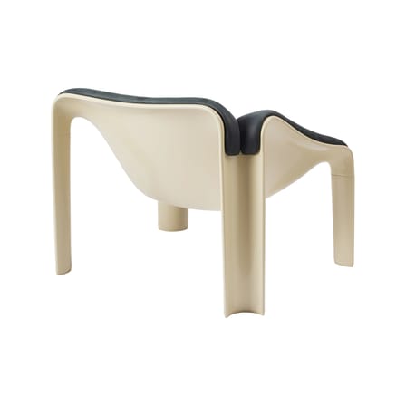 Fauteuil rembourré F300 cuir noir / Pierre Paulin, réédition 1965 - Gubi