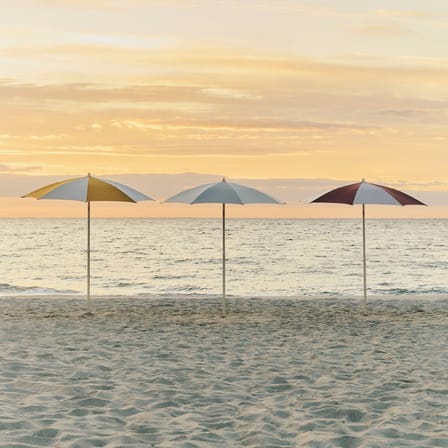 Sonnenschirm Terrazza - Octagon textil rot / Ø 200 cm - Hay
