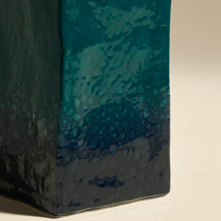 Vase Nomad céramique bleu / 11 x 11 x H 21 cm - Maison Sarah Lavoine