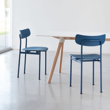 Chaise Motta bleu / Jasper Morrison - Polypropylène recyclé - Magis