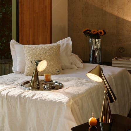 Lampada senza fili ricaricabile Pose LED materiale plastico oro / Orientabile - Tom Dixon