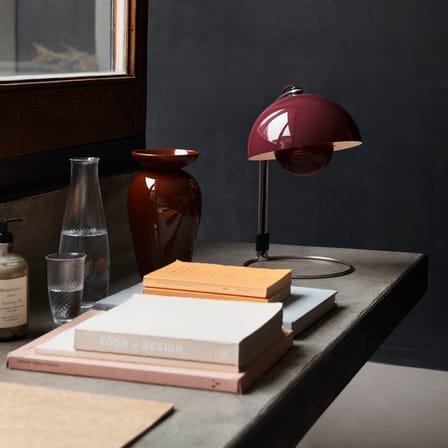 Lampe de table Flowerpot VP4 métal prune / H 36 cm - By Verner Panton, 1968 - &tradition