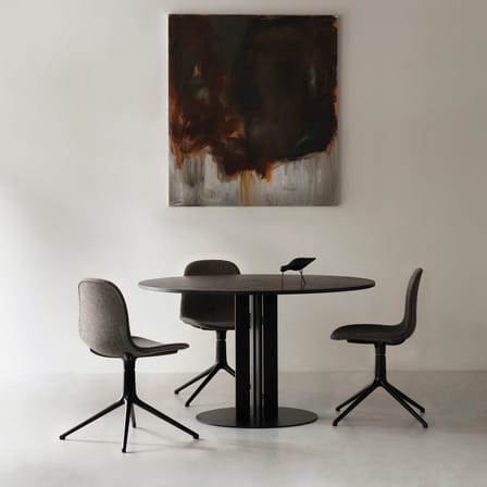 Chaise pivotante Form 4L plastique beige - Normann Copenhagen