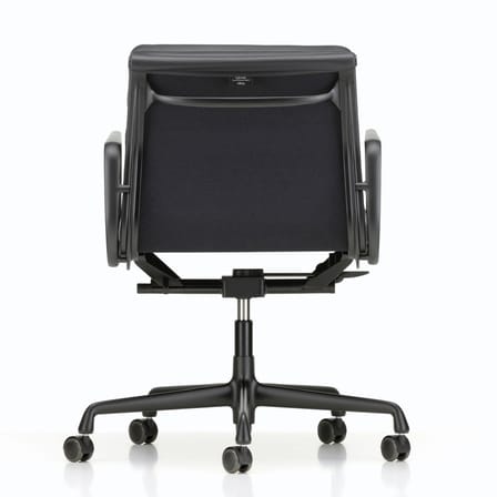 Fauteuil à roulettes Soft Pad EA 217 cuir noir / Eames, 1969 - Vitra