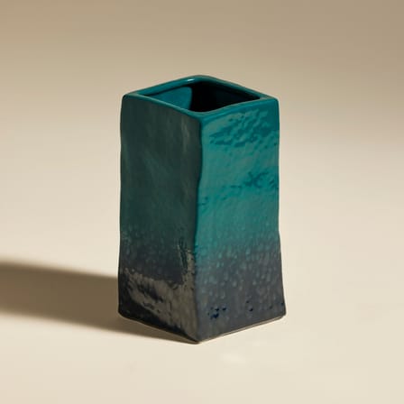 Vase Nomad céramique bleu / 11 x 11 x H 21 cm - Maison Sarah Lavoine