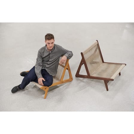 Fauteuil lounge MR01 Initial tissu beige bois naturel / Noyer & corde - Gubi