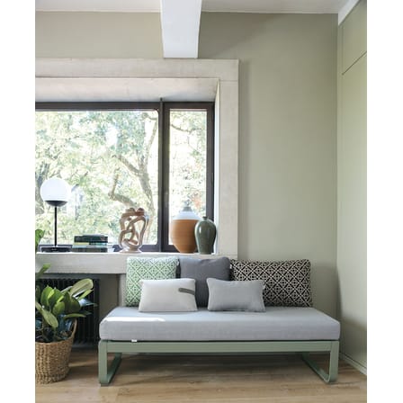 Banc rembourré Bellevie métal tissu gris / Table basse (coussin amovible) - L 148 cm / Gris flanelle - Fermob