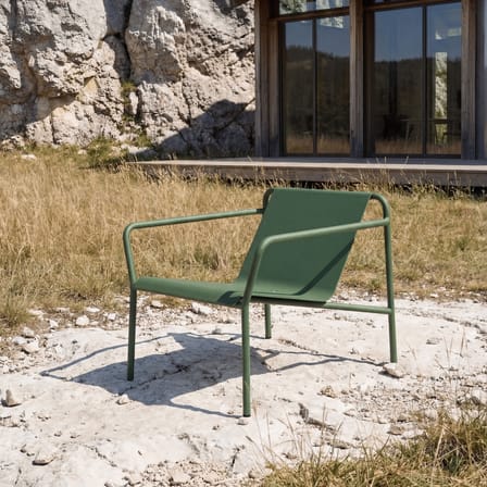 Fauteuil bas Panorama métal vert - TIPTOE