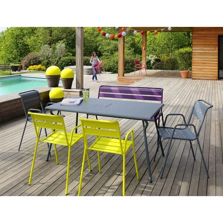 Table rectangulaire Monceau métal rouge / 146 x 80 cm - 6 personnes - Fermob