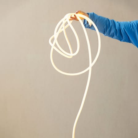 Guirlande lumineuse Flex Tube LED plastique blanc / 5 mètres - Néon LED flexible - STUDIO ABOUT