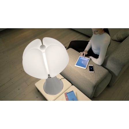 Lampe de table Pipistrello 4.0 Tunable White / Bluetooth - H 66 à 86 cm - Gae Aulenti, 1965 - Martinelli Luce
