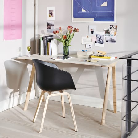 Fauteuil  About a chair AAC22 plastique noir / Recyclé - Hay