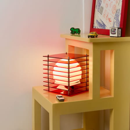 Lampe de table Lop Small Square plastique rouge / Lauréat Archiproducts Design Award - BANG