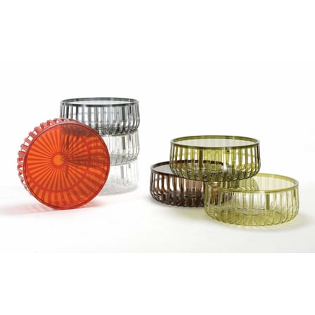 Table basse Panier plastique gris / Coffre - Kartell