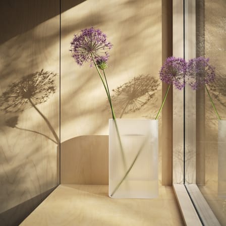 Vase Ridge verre blanc / L 23 x H 35 cm - Muuto