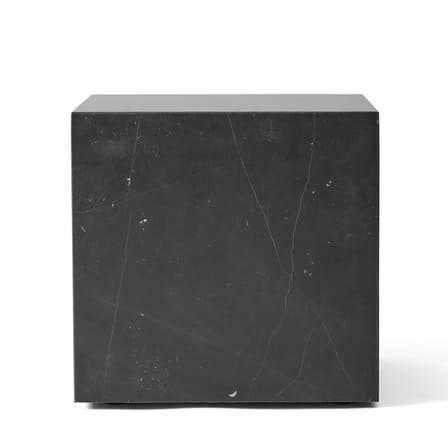 Table d'appoint Plinth Cubic marbre noir / Marbre - 40 x 40 x H 40 cm - Audo Copenhagen