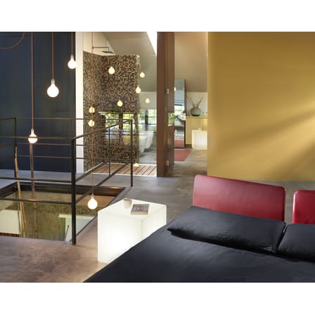 Lampe extérieur sans fil rechargeable Cubo LED RGB plastique blanc / Tabouret lumineux - Slide