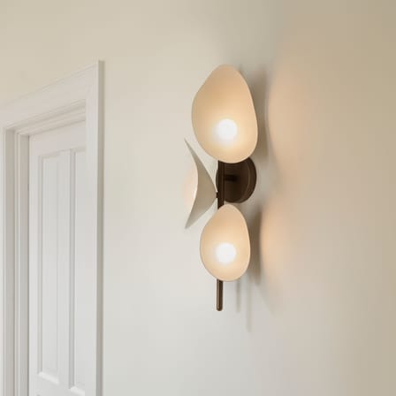 Florii 3 Wall light plastic material white / H 61 cm - NUURA