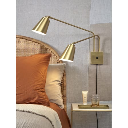Applique avec prise Bremen métal or / 2 bras orientables - L 135 cm - It's about Romi