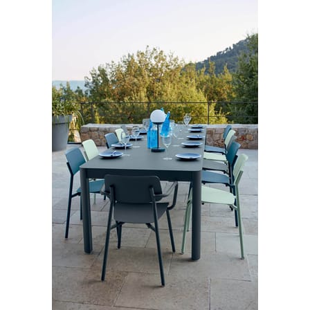 Fauteuil empilable Studie métal noir / Aluminium - Fermob