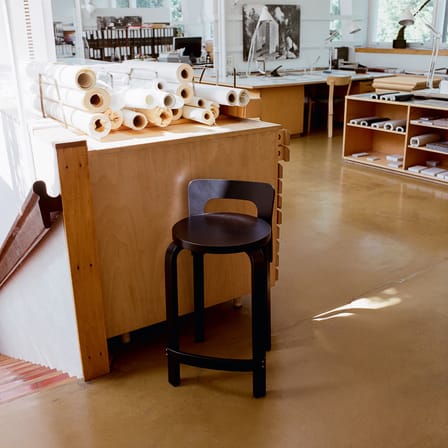 Chaise de bar K65 bois naturel / H 59,5 cm - Alvar Aalto, 1935 - ARTEK