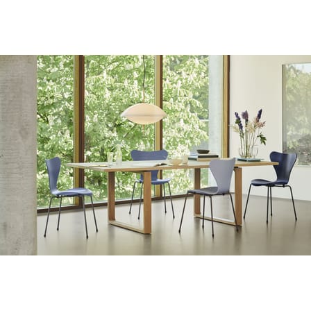 Chaise empilable Série 7 bois bleu / Frêne teinté - Arne Jacobsen, 1955 - Fritz Hansen