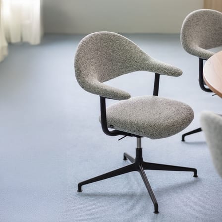 Fauteuil pivotant Mynt Soft tissu gris / Assise & dossier rembourrés - Vitra