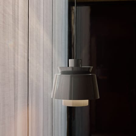 Suspension Utzon JU1 métal gris / Réédition 1947 - &tradition