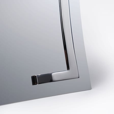 Qua A4 Free standing mirror metal mirror / L 25.5 x H 33.2 cm - BANG