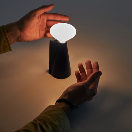 Lampe sans fil rechargeable Mantle métal bleu / Ø 8 x H 18 cm - TALA