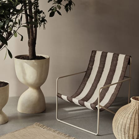 Fauteuil Desert tissu marron / Structure beige - Bouteilles plastique recyclées - Ferm Living